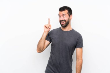 Soyutlanmış beyaz bir geçmişi olan genç yakışıklı bir adam parmağını kaldırarak çözümü bulmaya çalışıyor.