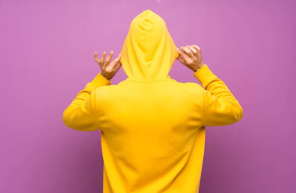 Handsome Man Yellow Sweatshirt — Stock Photo, Image