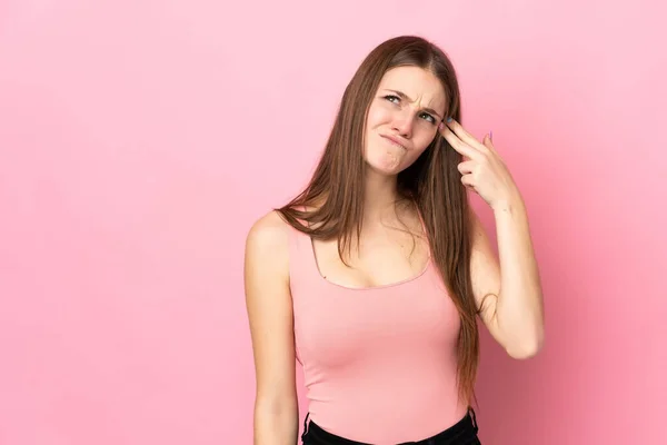 Jonge Blanke Vrouw Geïsoleerd Roze Achtergrond Met Problemen Het Maken — Stockfoto