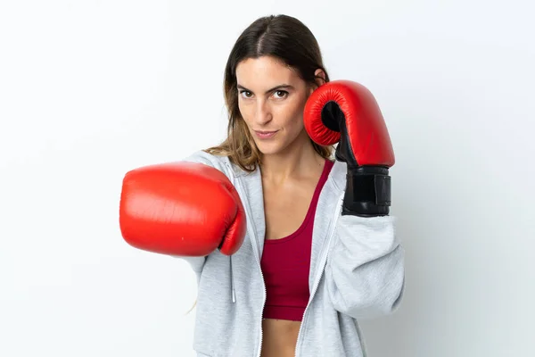 Junge Sportlerin Vor Isoliertem Hintergrund Mit Boxhandschuhen — Stockfoto