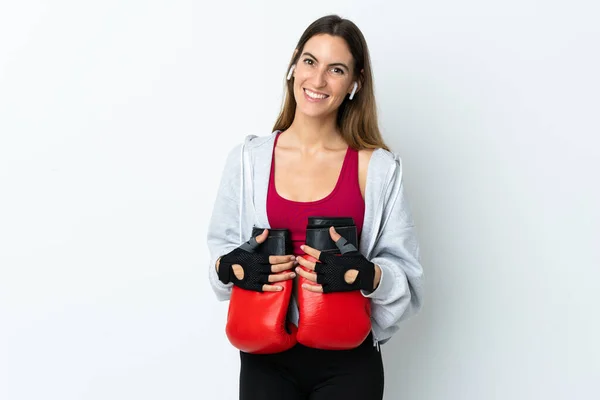 Mujer Deportiva Joven Sobre Fondo Aislado Con Guantes Boxeo —  Fotos de Stock