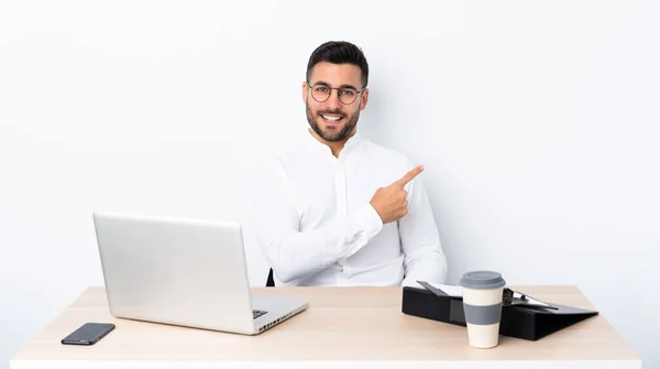 Young Businessman Workplace Pointing Side Present Product — Stock Photo, Image