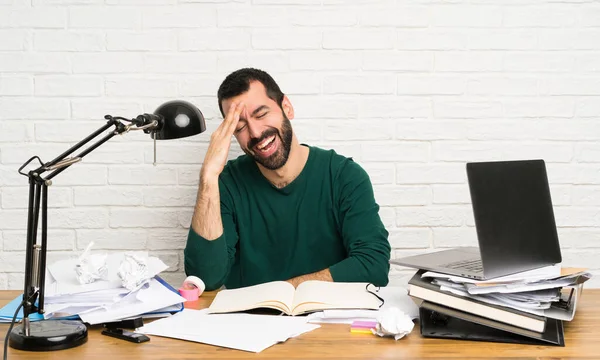 Estudante Percebeu Algo Pretendendo Solução — Fotografia de Stock