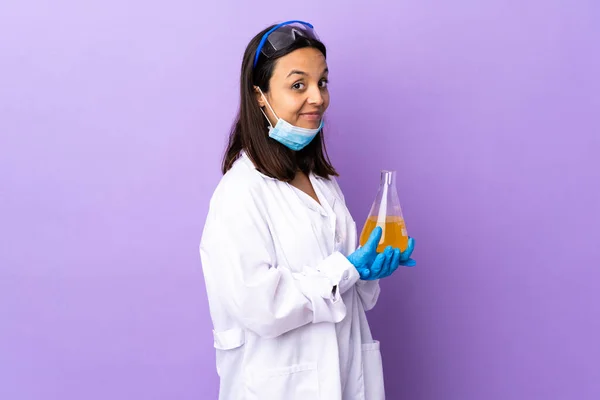Femme Scientifique Enquêtant Sur Vaccin Pour Guérir Maladie Coronavirus Comploter — Photo