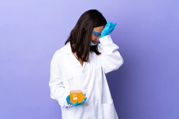 Mulher Cientista Investigando Uma Vacina Para Curar Doença Coronavírus Com — Fotografia de Stock