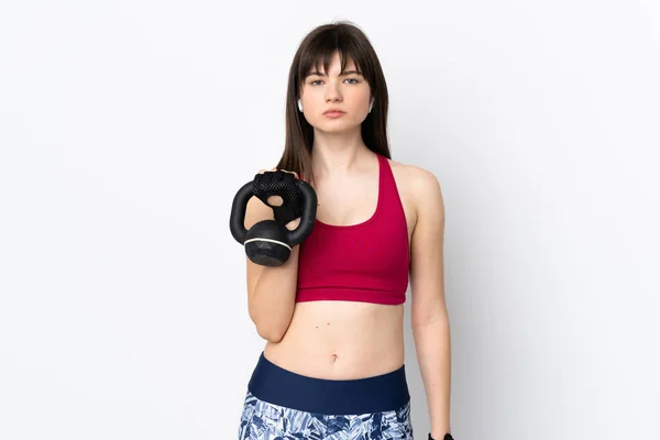 Mladá Sportovní Žena Izolované Bílém Pozadí Takže Vzpírání Kettlebell Při — Stock fotografie