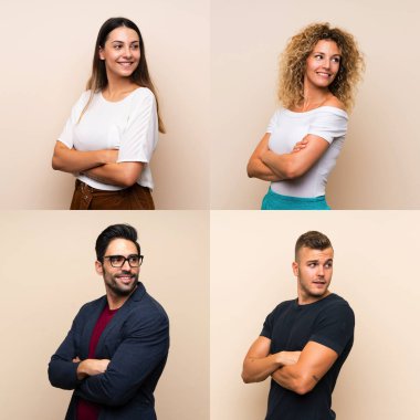 Soyutlanmış, kolları bağlı ve mutlu bir şekilde yaşayan insanlar.