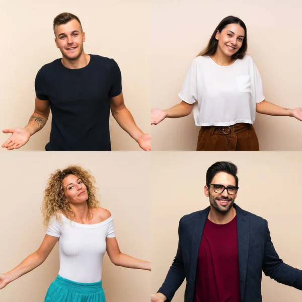 Eine Gruppe Von Menschen Mit Isoliertem Hintergrund Lächelt — Stockfoto