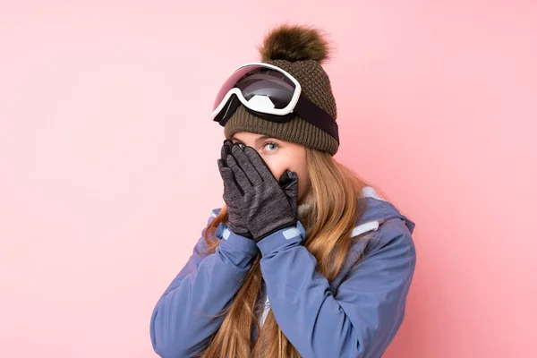 Esquiador Adolescente Con Gafas Snowboard Sobre Fondo Rosa Aislado Cubriendo —  Fotos de Stock