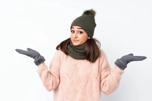 Chica Joven Con Sombrero Invierno Sobre Fondo Blanco Aislado Que — Foto de Stock