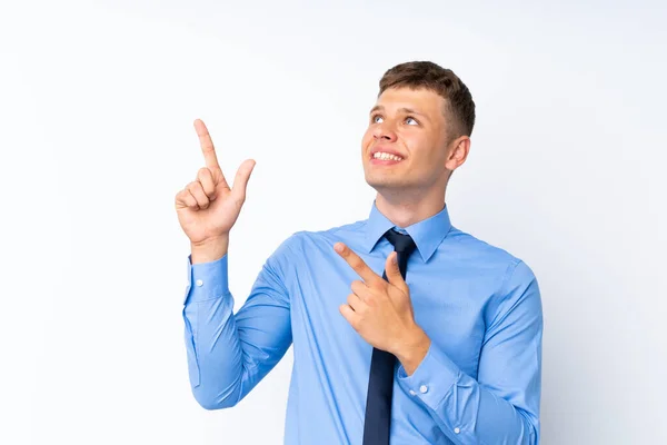 Junger Gutaussehender Geschäftsmann Zeigt Mit Dem Zeigefinger Auf Eine Großartige — Stockfoto