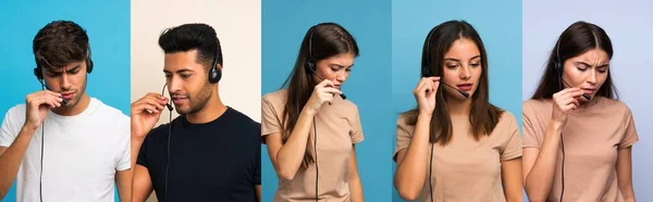 Set Von Personen Über Blauem Hintergrund Die Mit Headset Arbeiten — Stockfoto
