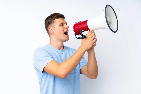 Jonge Knappe Man Geïsoleerde Witte Achtergrond Schreeuwen Door Een Megafoon — Stockfoto