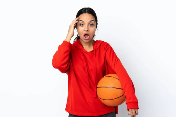 Jeune Femme Jouant Basket Sur Fond Blanc Isolé Réalisé Quelque — Photo