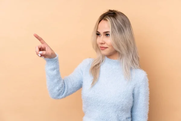 Adolescente Chica Sobre Aislado Fondo Tocando Transparente Pantalla —  Fotos de Stock