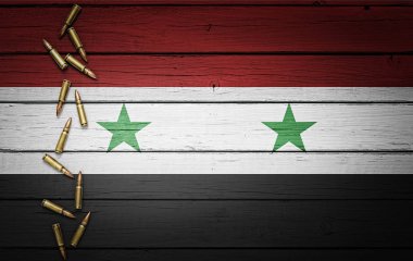 Suriye bayrağı ahşap arka plan üzerinde mermi ile