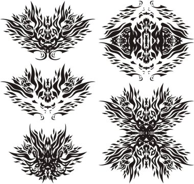 Phoenix sembolünden dekoratif elementler yaratıldı. Bir takım soyut semboller, kelebekler ve çiçek elementleri gibi, dizaynınız için beyaza izole edilmiş.