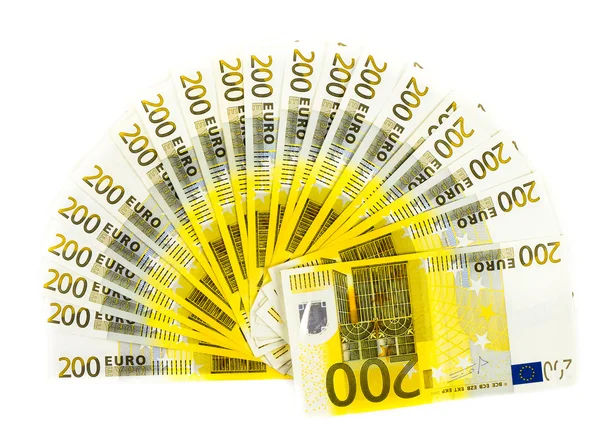 Деньги банкнота 200 евро изолированы на белом фоне — стоковое фото
