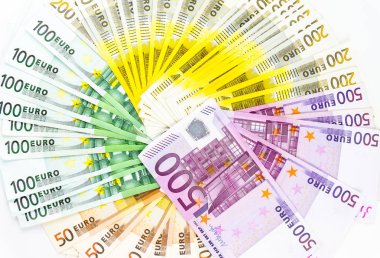 Euro banknot para Finans nakit beyaz arka plan üzerinde
