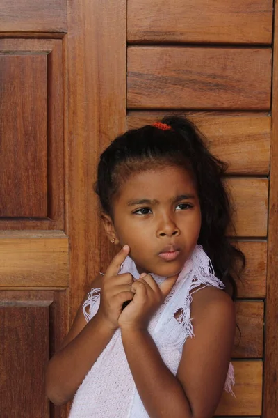 Portrait Cute Little Girl She Got Your Old Wooden Door — Stock Photo, Image