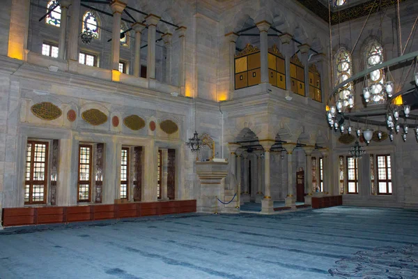 Masjid Nuruosmaniye Adalah Masjid Barok Pertama Yang Dibangun Istanbul Terletak — Stok Foto