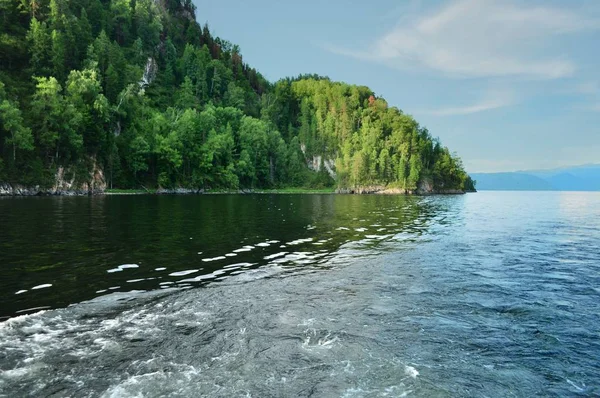 Teletskoye Gölü turu