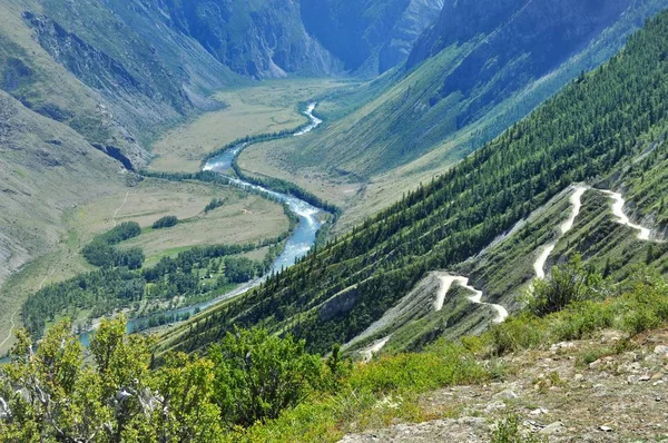 Katu-Yaryk pass ve Chulyshman Nehri