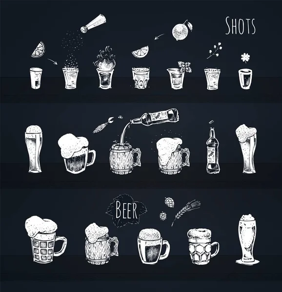 Bar menu ontwerp. Vector iconen van bier en shots — Stockvector