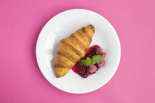 Croissant Raspberry Jam White Plate Center Pink Background Top View — Stock Photo, Image