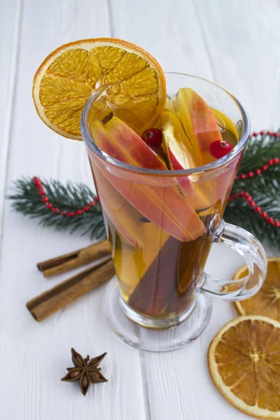 Christmas Drink Mulled Wine Apples Orange Cranberries Spices White Wooden — Stock Photo, Image