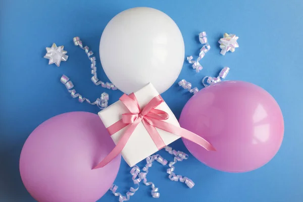 Gift Pink White Balloons Blue Background Top View Closeup — Stock Photo, Image