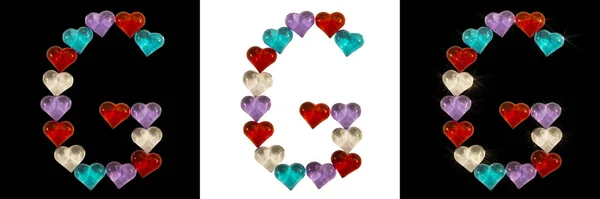 Geïsoleerd lettertype Engelse of Latijnse letter G gemaakt van kleurrijke glazen harten op witte en zwarte achtergronden en met sprankelingen — Stockfoto