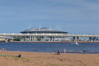 Beach road Üstgeçit ve stadyum yanındaki Şehir Parkı.