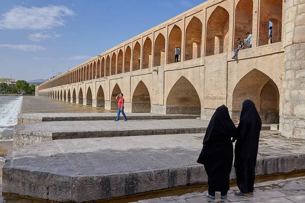 Allahverdi Khan Bridge, también llamado Si-o-seh pol bridge, Isfahán, Irán . —  Fotos de Stock