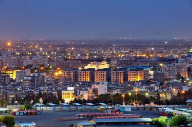 Akşam aydınlatma, Tahran, İran'ın en iyi cityscape.