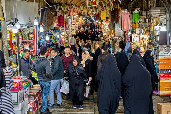 Iran İslam Cumhuriyeti Tehran kapalı çarşı. — Stok fotoğraf