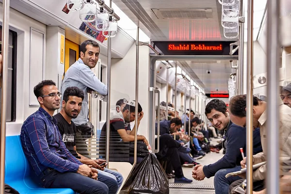 Many Iranian men go by underground, Tehran, Iran. — Stock Photo, Image