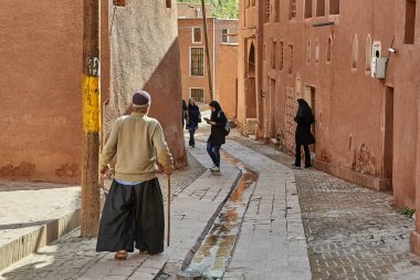 Dağ köyü, Abyaneh, Iran İran yaşlı adam.