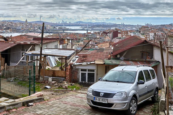 Estambul Turquía Febrero 2020 Coche Está Estacionado Una Cabaña Área — Foto de Stock