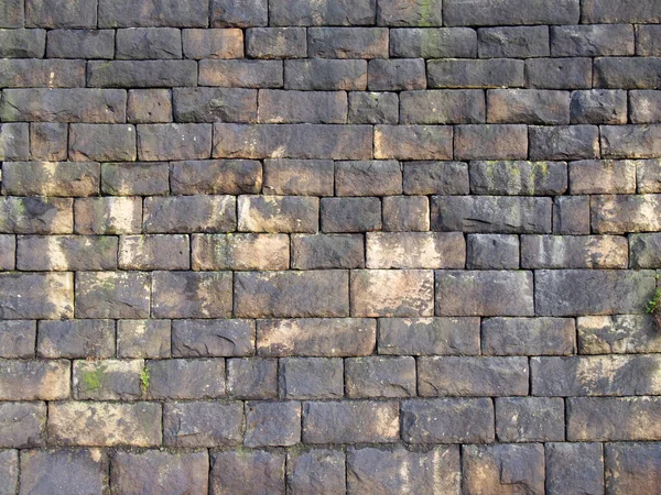 Een Volledig Beeld Van Een Grote Oude Donkere Stenen Muur — Stockfoto