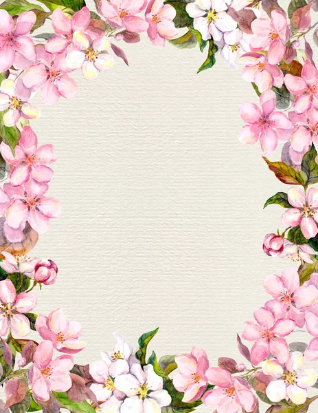 Ροζ λουλούδια - μήλο, κεράσι ανθίσει. Φλοράλ vintage πλαίσιο για ρετρό καρτ ποστάλ. Ακουαρέλα σε χαρτί φόντο — Φωτογραφία Αρχείου