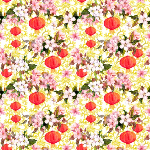 Red chinese lanterns in spring blossom - sakura flowers . Repeating pattern with golden asian ornament at background. Watercolor — Stock Photo, Image