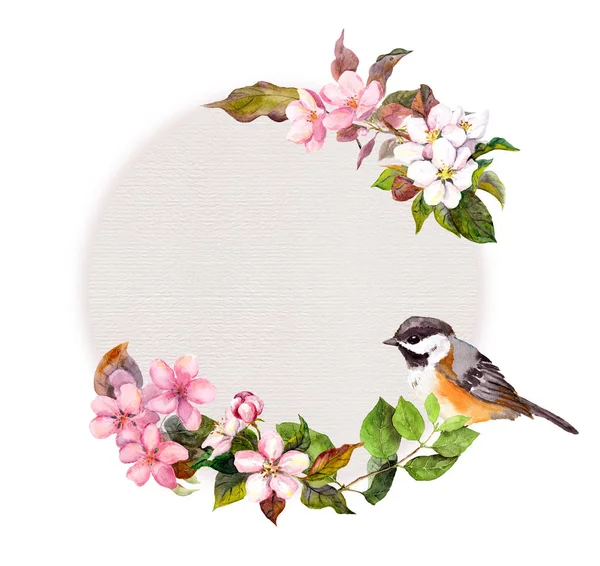 Κύκλο floral μοτίβο - λουλούδια και χαριτωμένο πουλί για σχέδιο μόδας. Ακουαρέλα γύρο στα σύνορα — Φωτογραφία Αρχείου