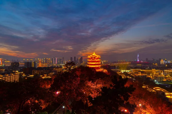 Wuhan Yellow Crane Tower Park Noční Světelná Show Scenérie — Stock fotografie