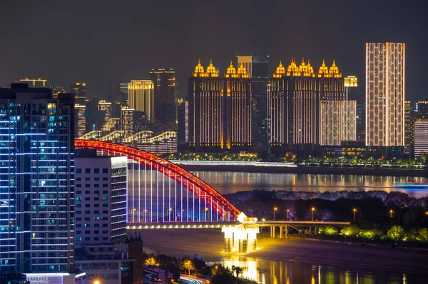 Wuhan Yangtze Ποταμού Και Της Πόλης Νύχτα Και Φως Δείχνουν — Φωτογραφία Αρχείου