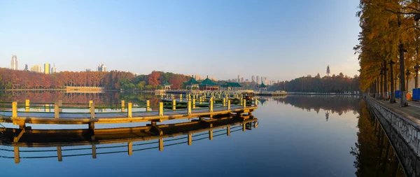 Paisajes Finales Otoño Del Área Escénica Tingtao East Lake Wuhan — Foto de Stock
