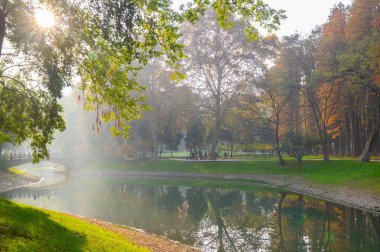 Jiefang Park 'ın sonbahar manzarası, Wuhan, Hubei, Çin