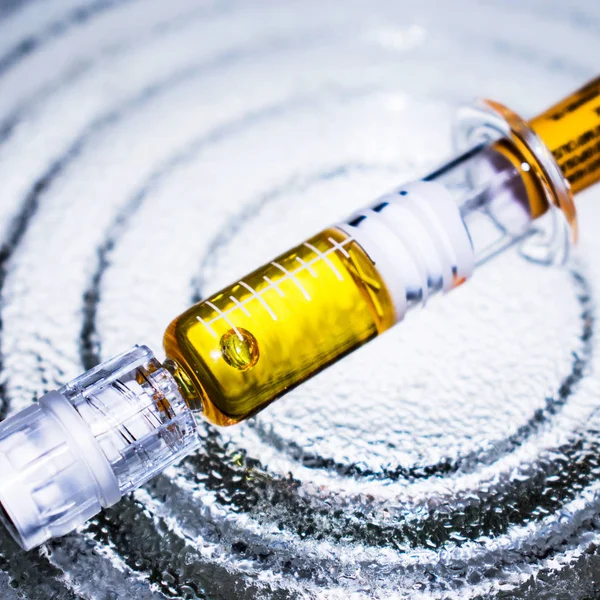 Kenevir yağı. Esrar konsantre ol. T.H.C yağı 