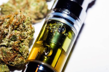 Esrar esrar petrol Vaping Thc için; Vape 