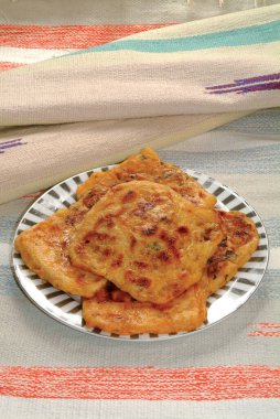 Geleneksel Fas gözlemesi, sebzeli fare adam.